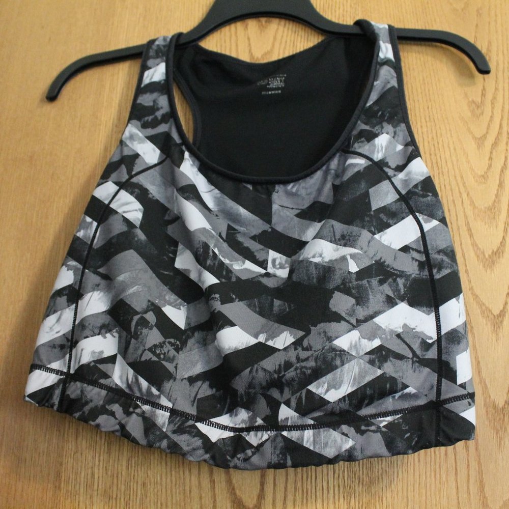 Old Navy 4X Sports Bra